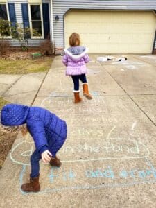 Reading practice with chalk game