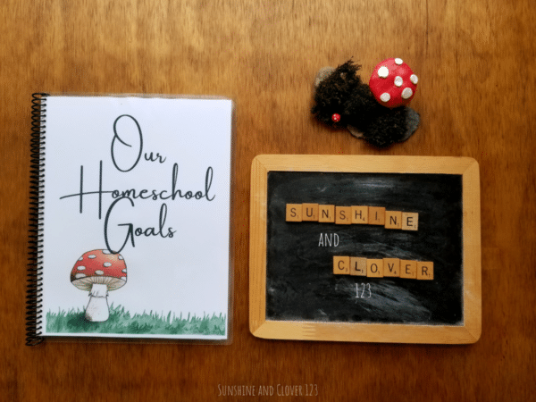 Daily homeschool planner by Sunshine and Clover 123 comes in red mushroom theme.