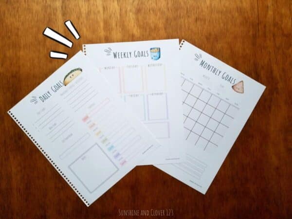 Homeschool planner includes daily, weekly, and monthly planning pages in a kawaii style